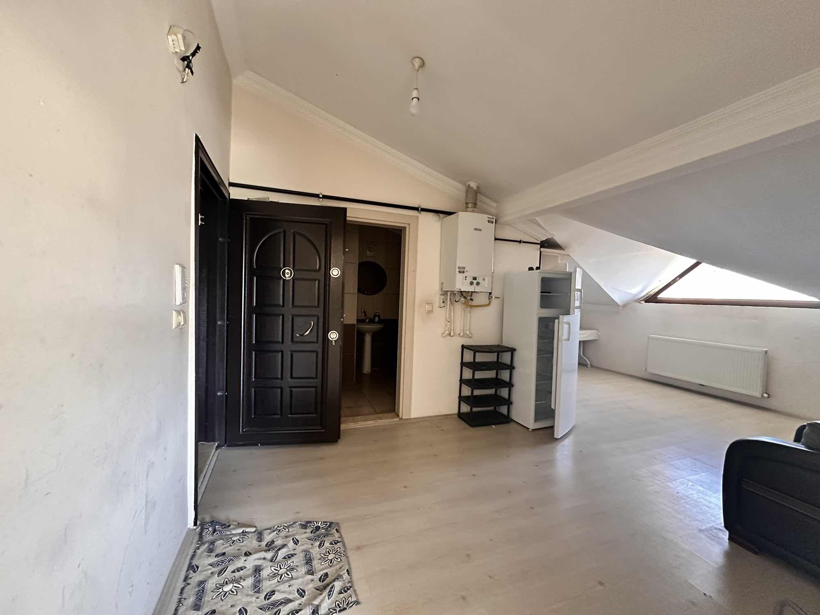 DUAYERİ MAHALLESİNDE 1+1 EŞYALI KİRALIK DAİRE - Resim 2
