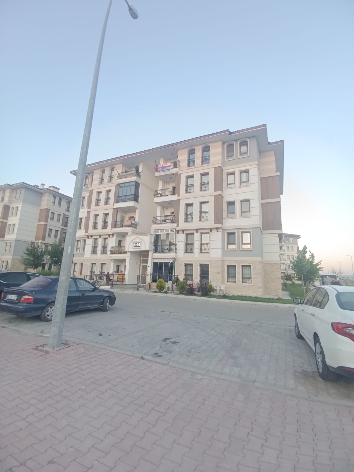 Karpuzan Tokide Güney Batı Cephe Satılık Yapılı 3+1 Daire - Resim 13