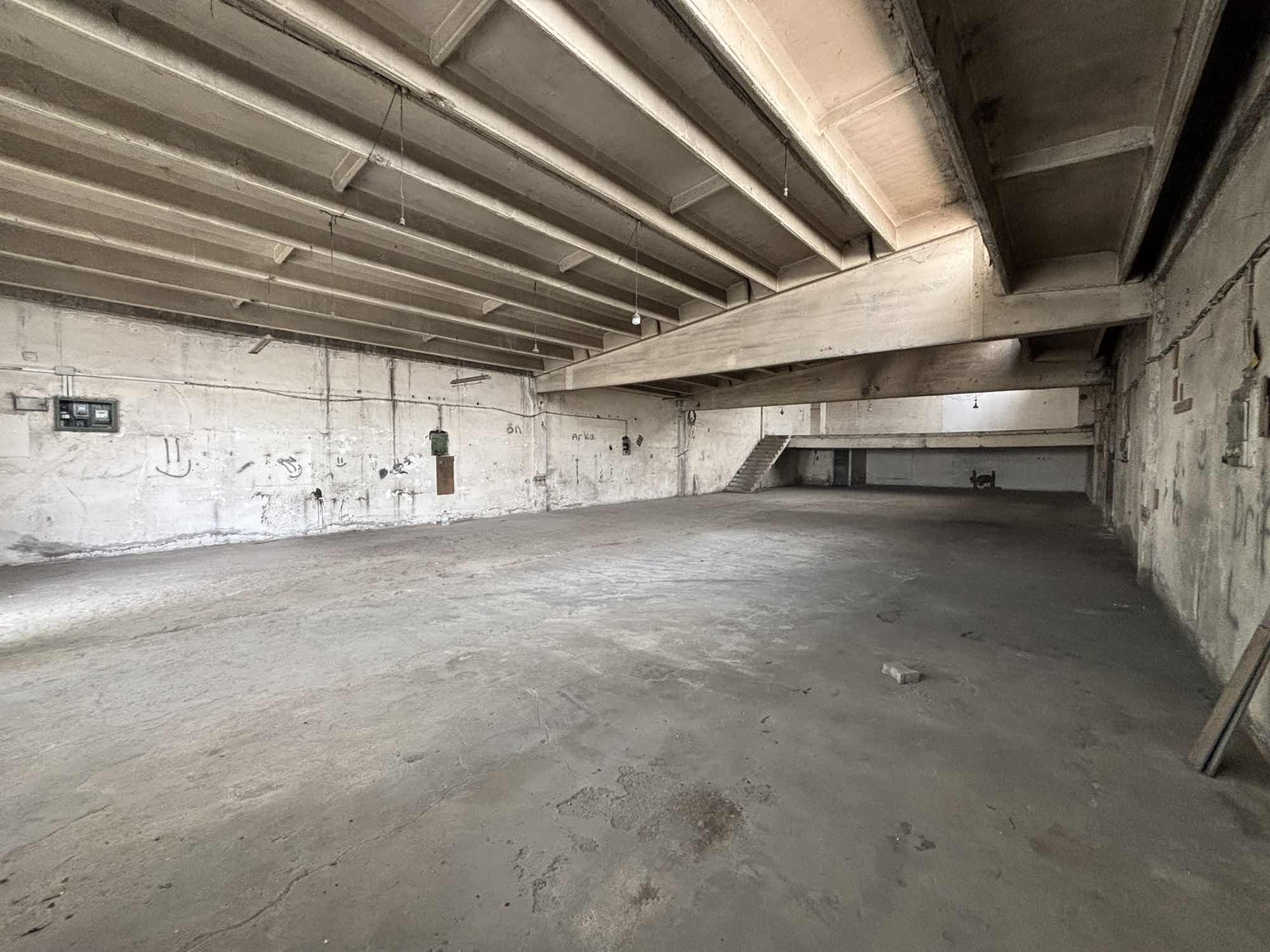 Ağaçişleri de 400m2 İmalathane - Resim 10