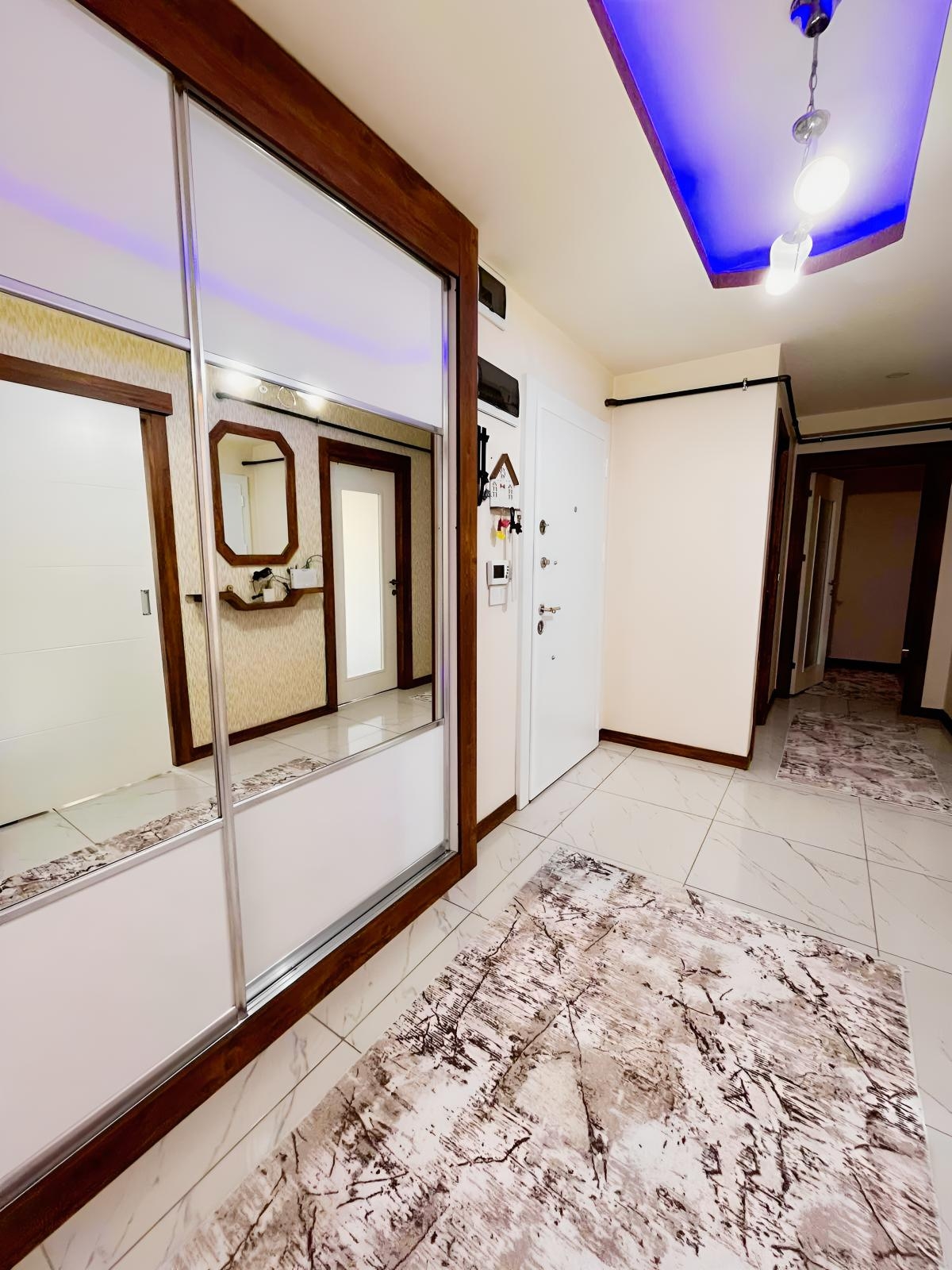 LAVANTA BAHÇESİ MANZARASI İLE ULTRA LÜX 3+1 DAİREMİZ - Resim 10