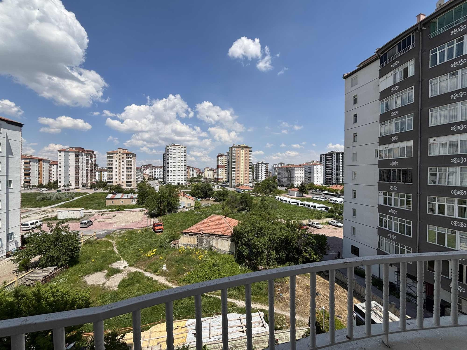 Havalimanı Yolunda 3+1 Satılık Daire - Resim 25