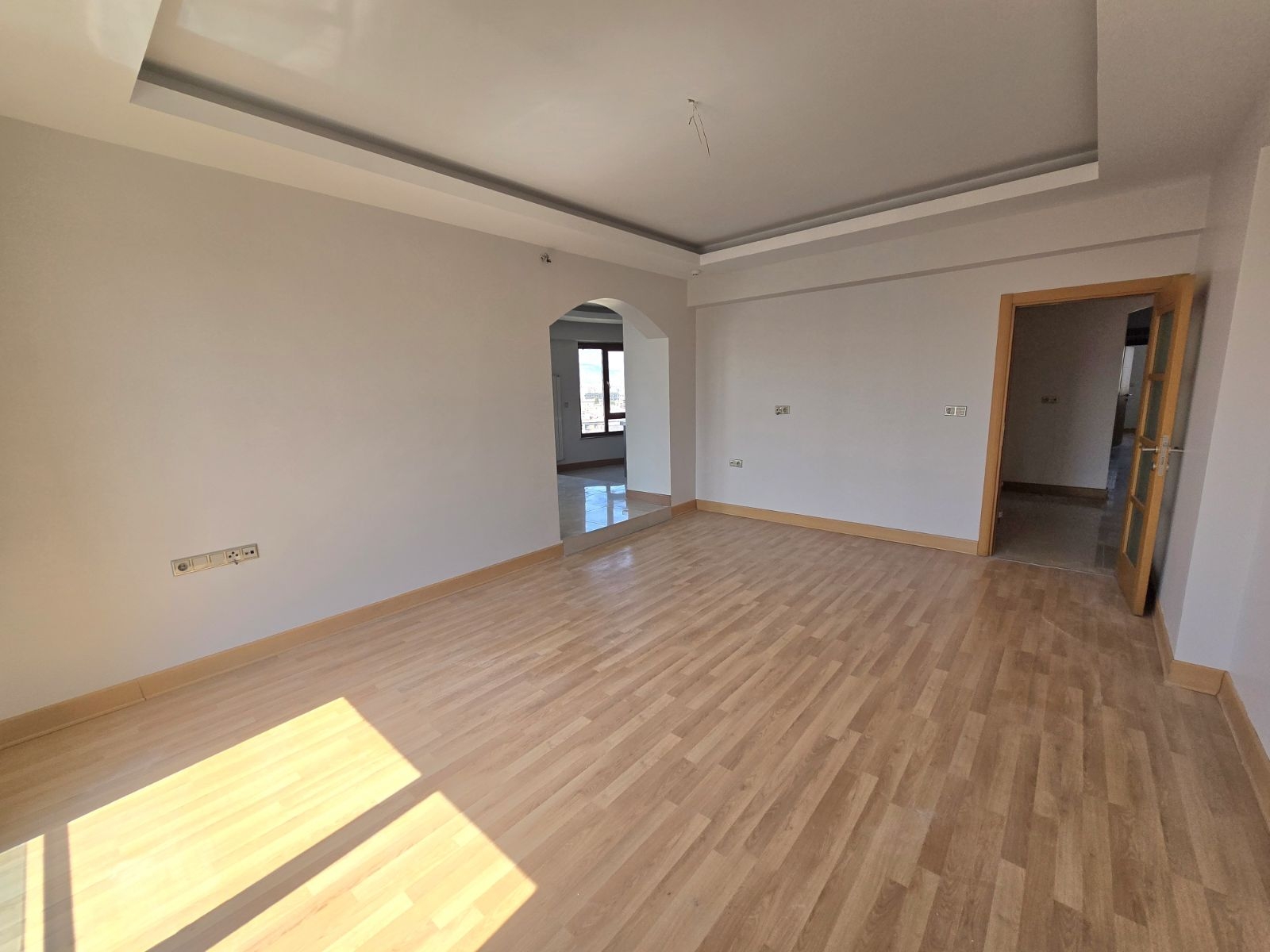 SARAR PARK REZİDANS'DA KİRALIK 4+1 DAİRE - Resim 16