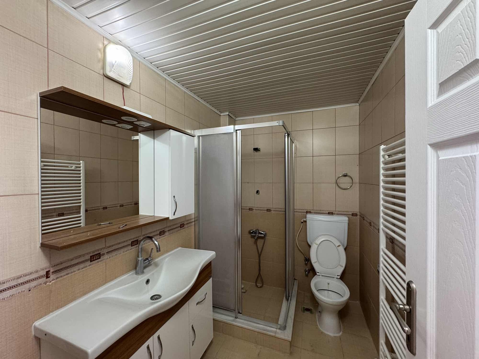 SÜMER MAH SATILIK 3+1 ARAKAT GENİŞ DAİRE - Resim 3