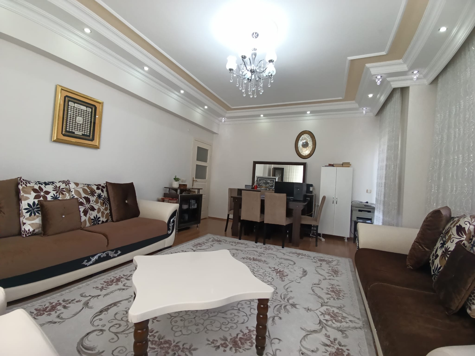 Erkilet'te Merkezi Konumda Satılık Geniş 3+1 Daire - Resim 13