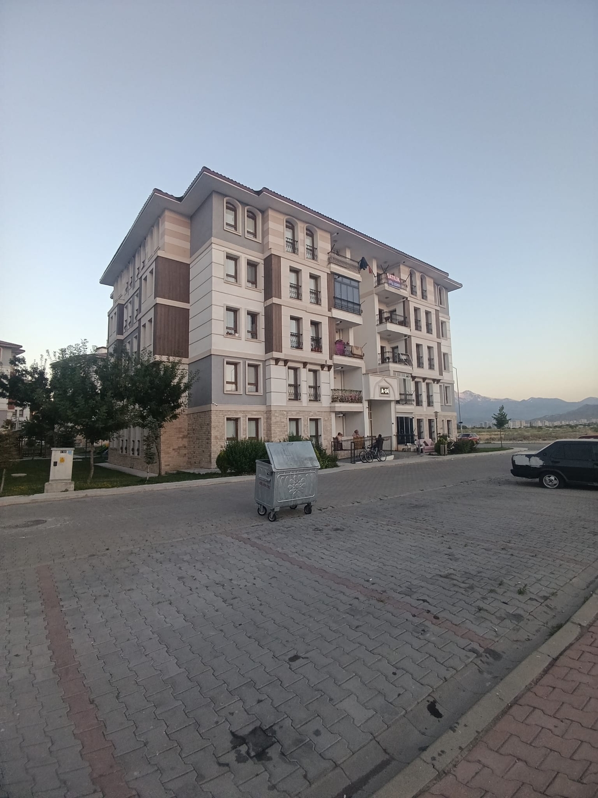 Karpuzan Tokide Güney Batı Cephe Satılık Yapılı 3+1 Daire - Resim 8