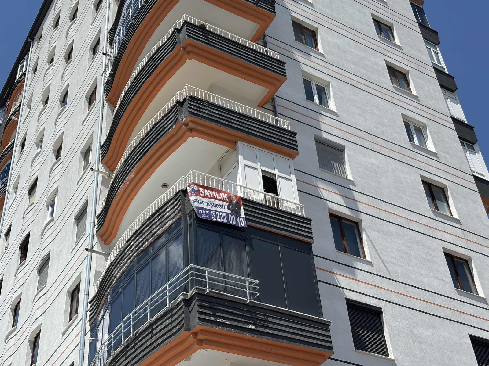 Havalimanı Yolunda 3+1 Satılık Daire - Resim 3