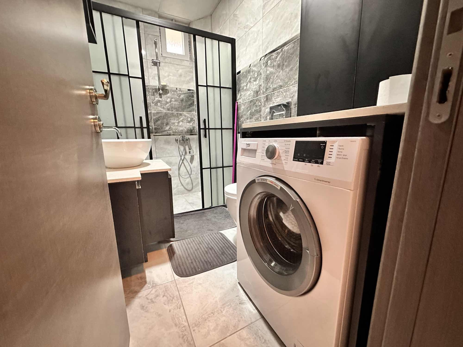 FATİH MAHALLESİNDE SIFIR LUX DAİRE 2+1 ve1+0 GENİŞ TERASLI - Resim 23