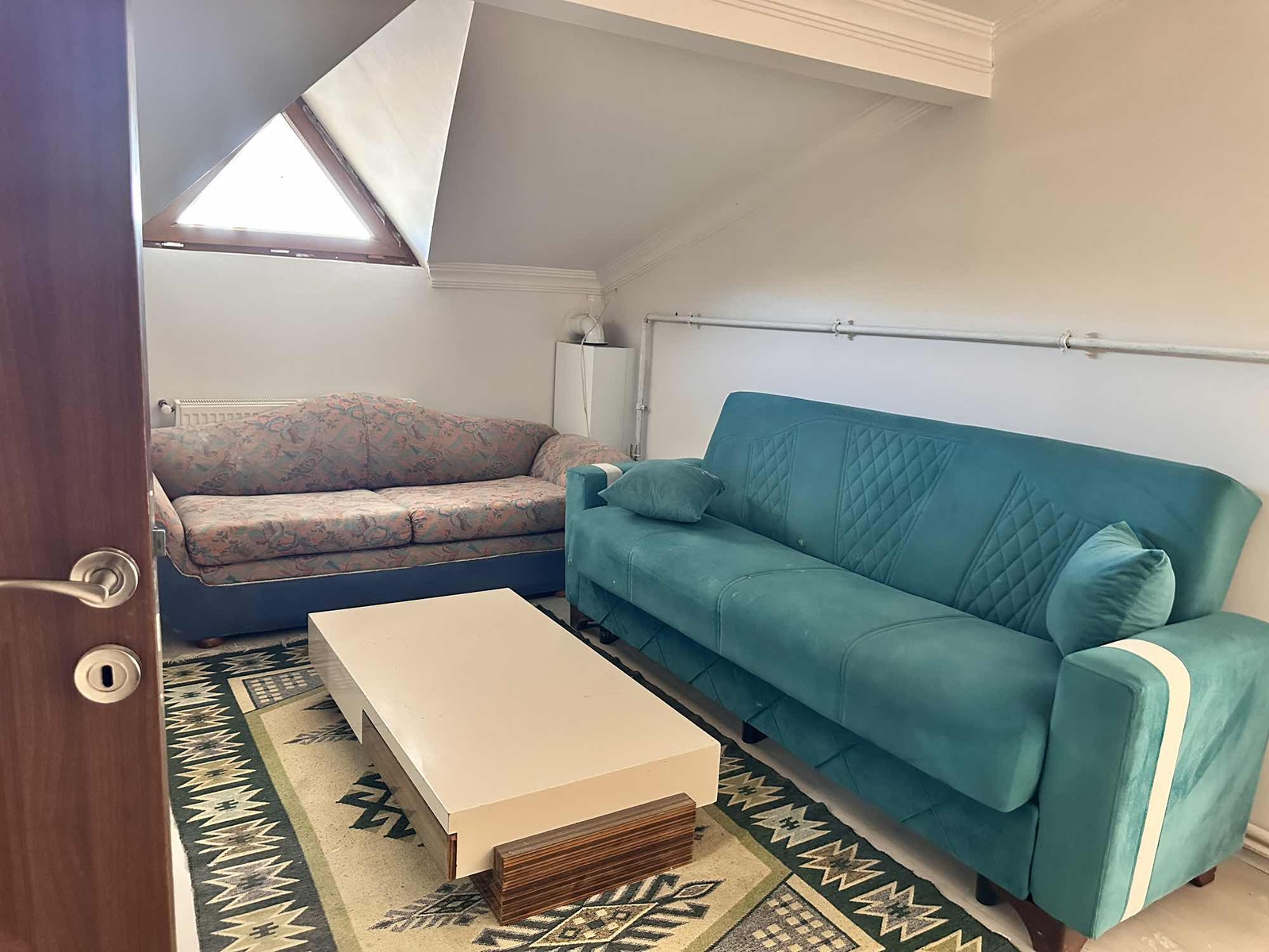 DUAYERİ MAHALLESİ TERAS KAT 1+1 EŞYALI KİRALIK DAİRE