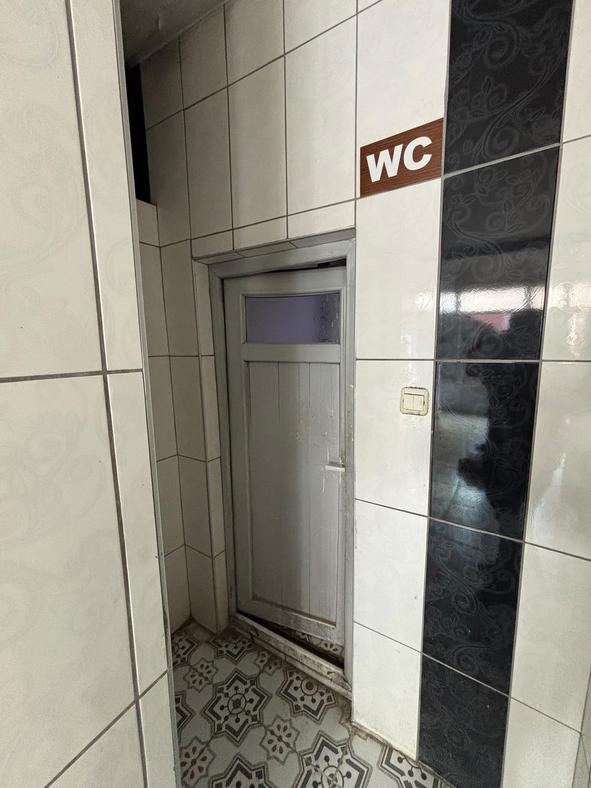 KEYKUBAT OKULLARIN YAKINININDA CADDE KÖŞESİNDE SATLIK DÜKKAN - Resim 18