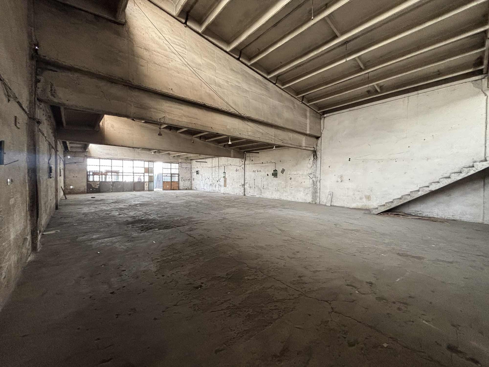 Ağaçişleri de 400m2 İmalathane - Resim 9