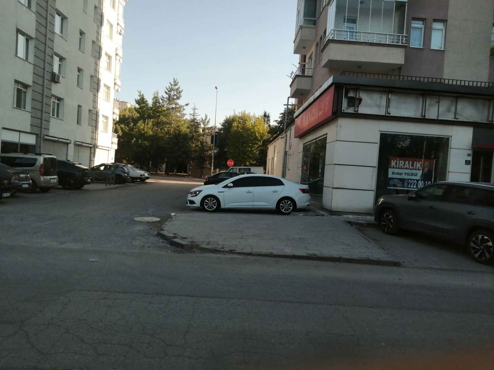 OSMAN KAVUNCU MH'DE MÜKEMMEL KONUMDA 400 M2 "KİRALIK" DÜKKAN - Resim 9