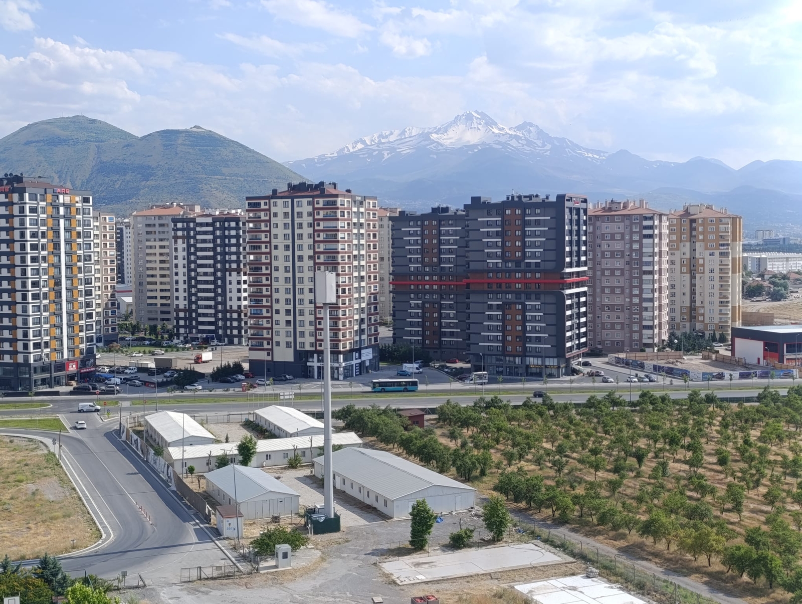 Koru Sitesinde Manzaralı Satılık 4+1 Daire Sözmax'dan - Resim 21