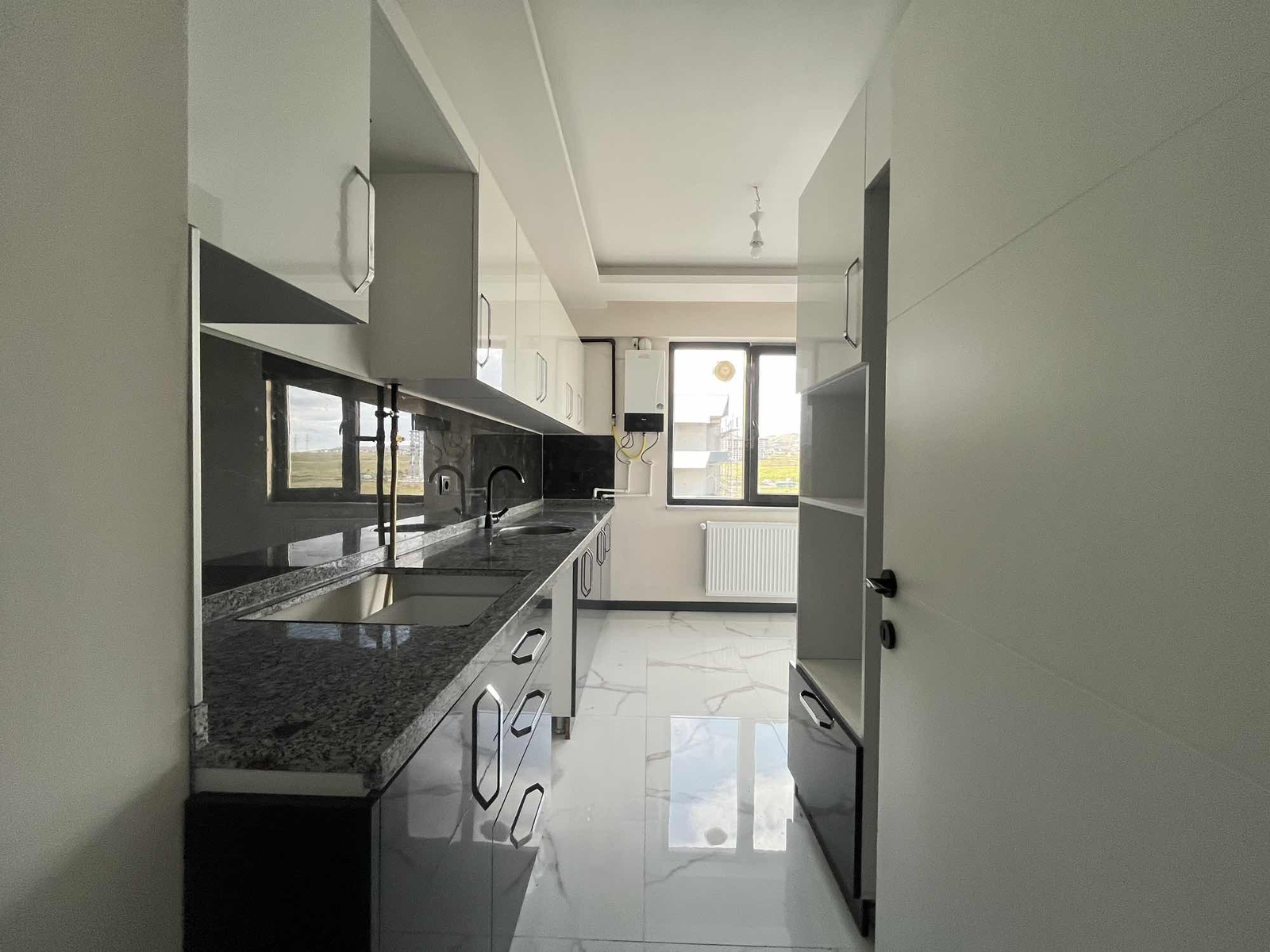 VİSTA Emlak - Erkilet Osmangazi Mah. 4+1 Giyinme Odalı Ara Kat// - Resim 22