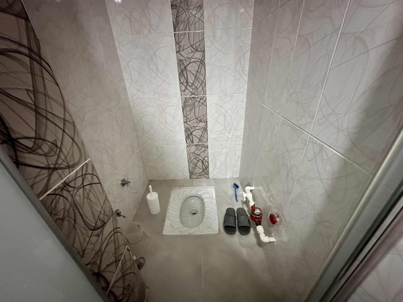 GÜLLÜKTE 205 m² LÜKS 4+1 | ÇİFT BANYO | KAPALI OTOPARK - Resim 9