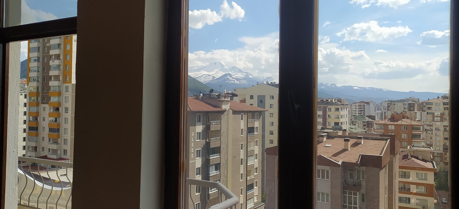TALAS HALEFHOCA ANACADDE ÜSTÜ 3+1 KİRALIK DAİRE