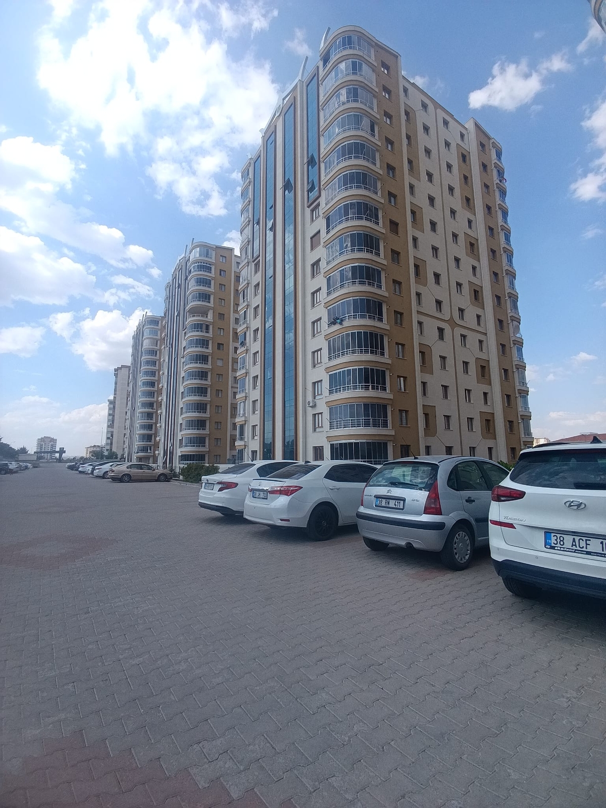 Bahçelievler'de Site İçerisinde Satılık 3+1 - Resim 13