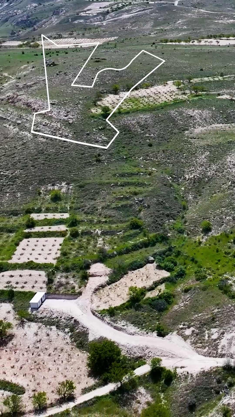 ÜRGÜP KARACAÖRENDE BAĞ(DRONE VİDEOLU) - Resim 3