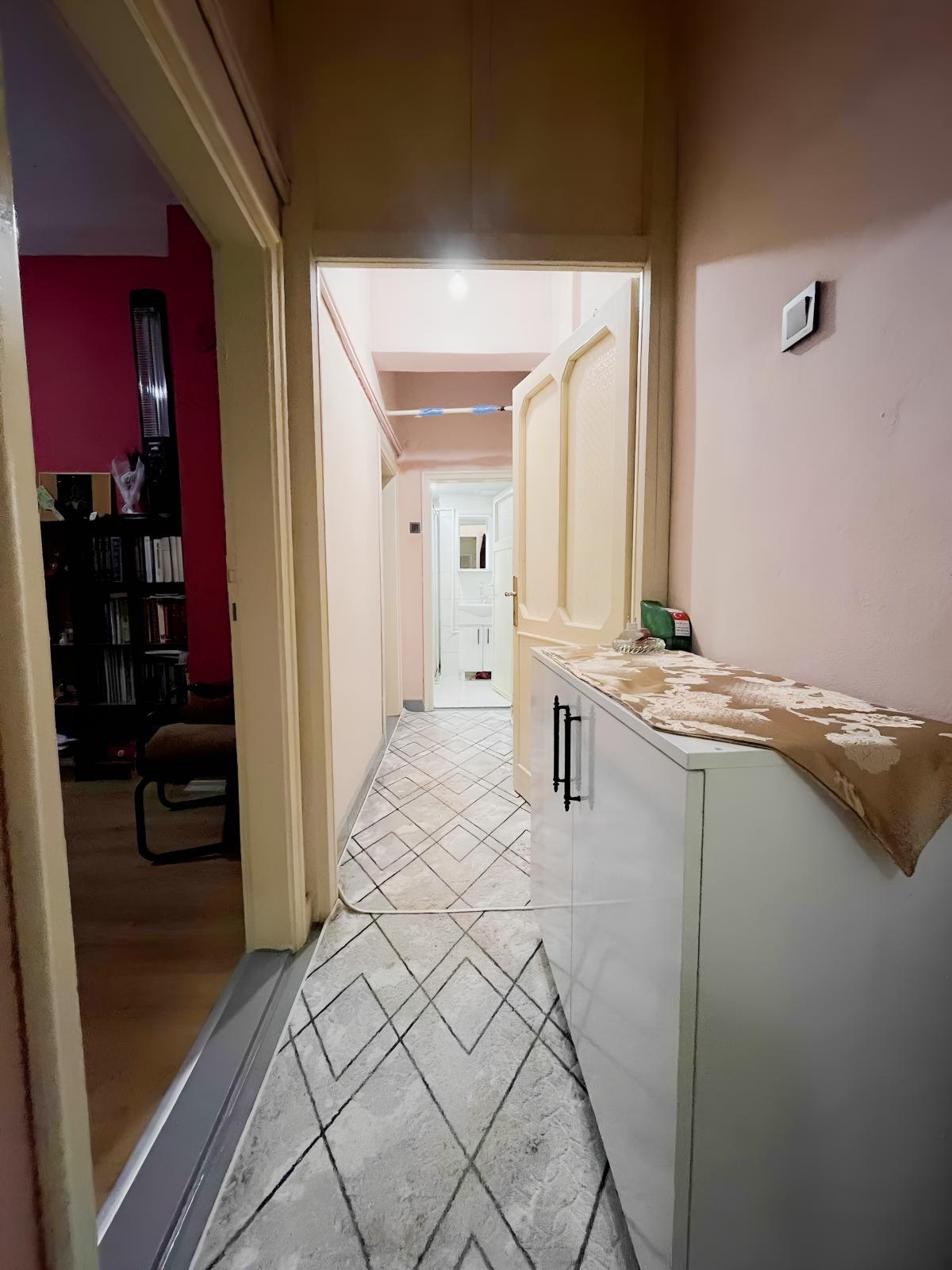 ESENYURT MAH FULL YAPILI 3+1 ORTA KAT SATILIK DAİRE - Resim 2