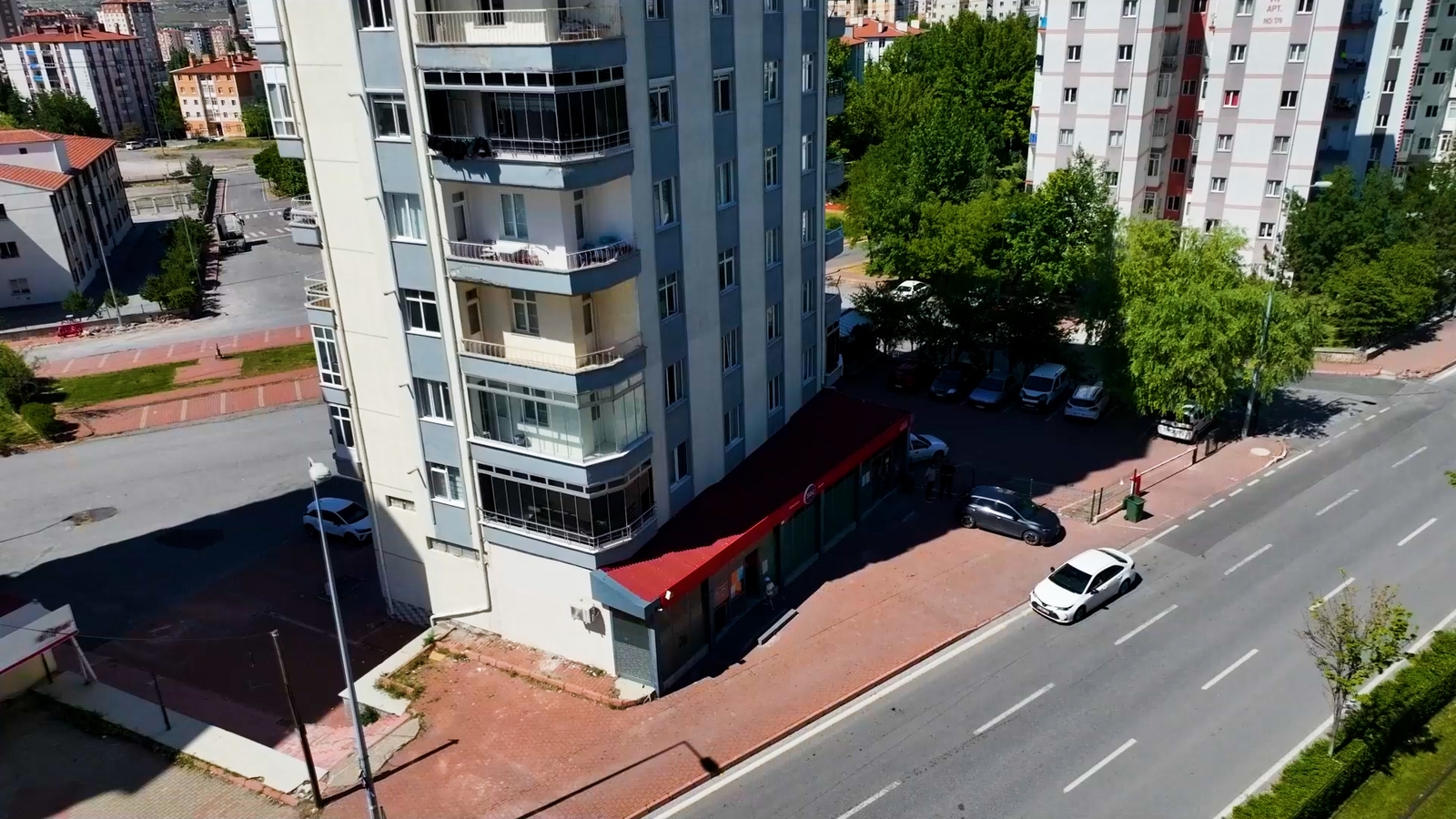 Belsinde Organize Sanayi Yolu, Tramvay Hizasında Satılık Dükkan - Resim 24