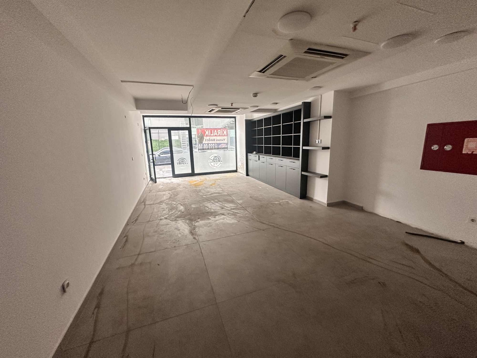 SÖZMAX SÖZ'DEN DÜVENÖNÜ DONAT PLAZADA KİRALIK DÜKKAN - Resim 2