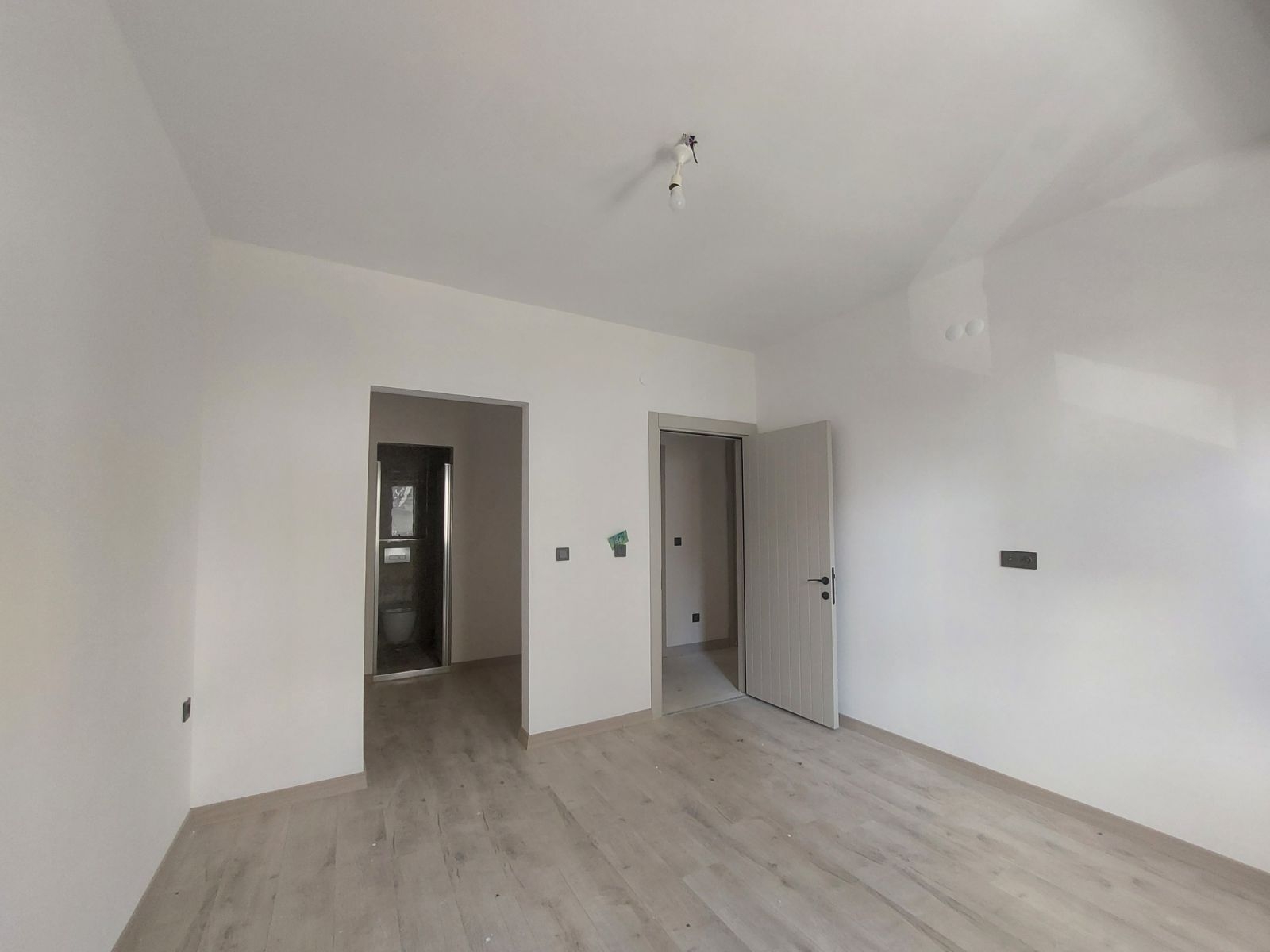 KİRALIK 5 ODALI SIFIR DAİRE - Resim 3