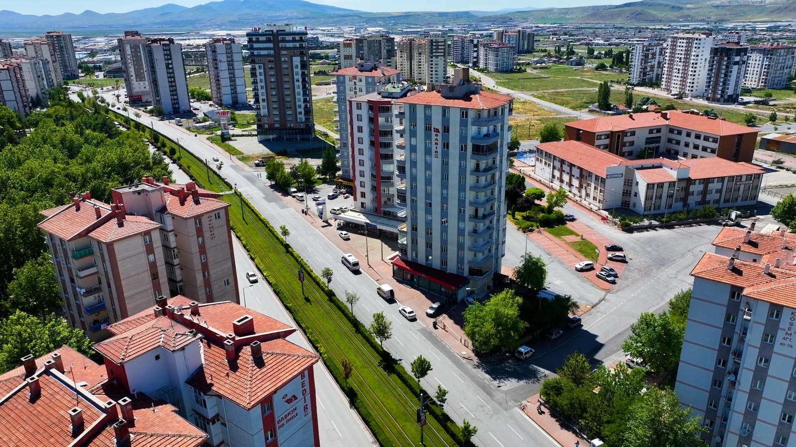Belsinde Organize Sanayi Yolu, Tramvay Hizasında Satılık Dükkan - Resim 8