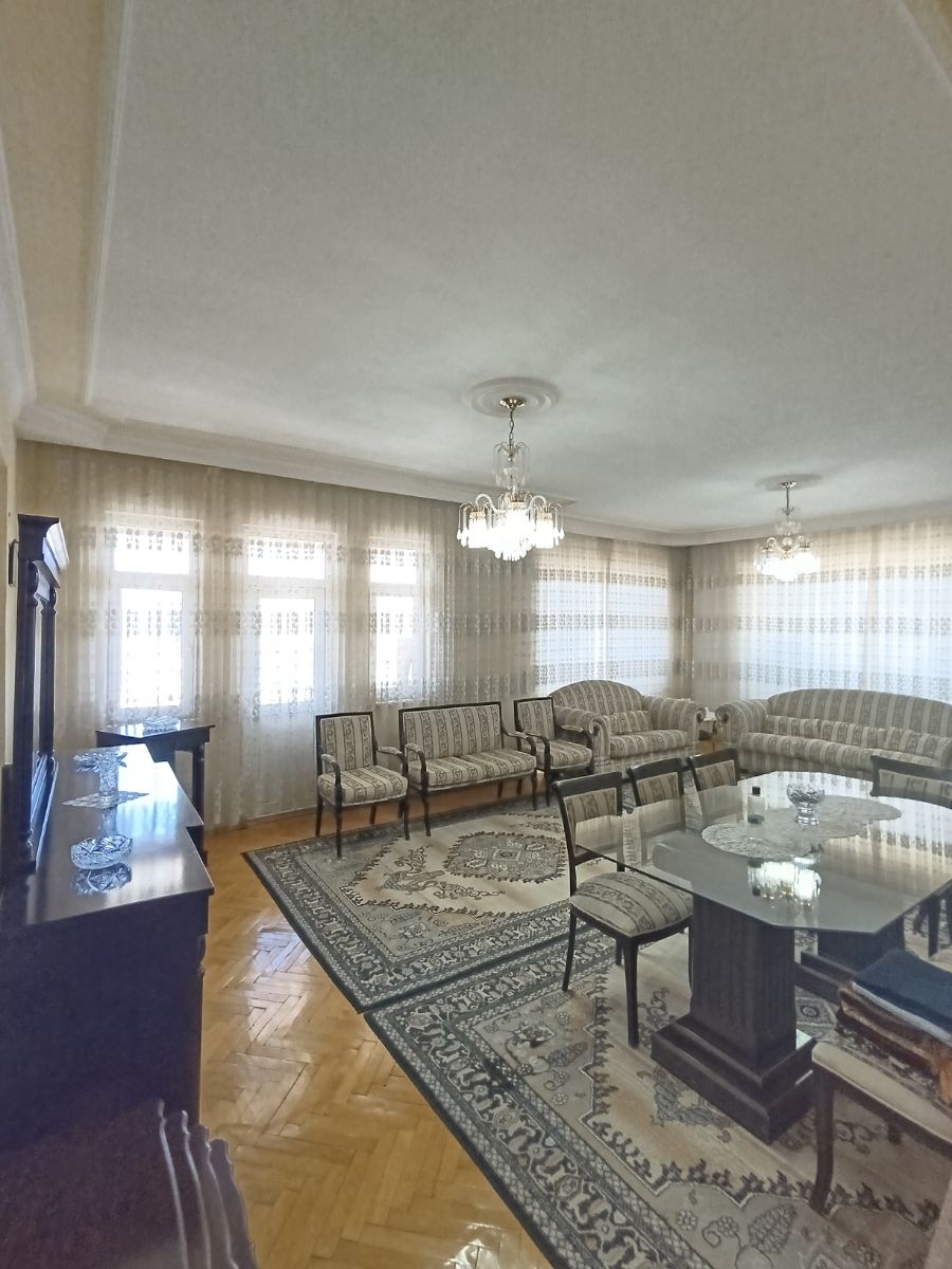 OSMAN ZEKİ YÜCESAN OKULU'NUN KARŞISINDA 180 M2 3+1 SATILIK DAİRE - Resim 2