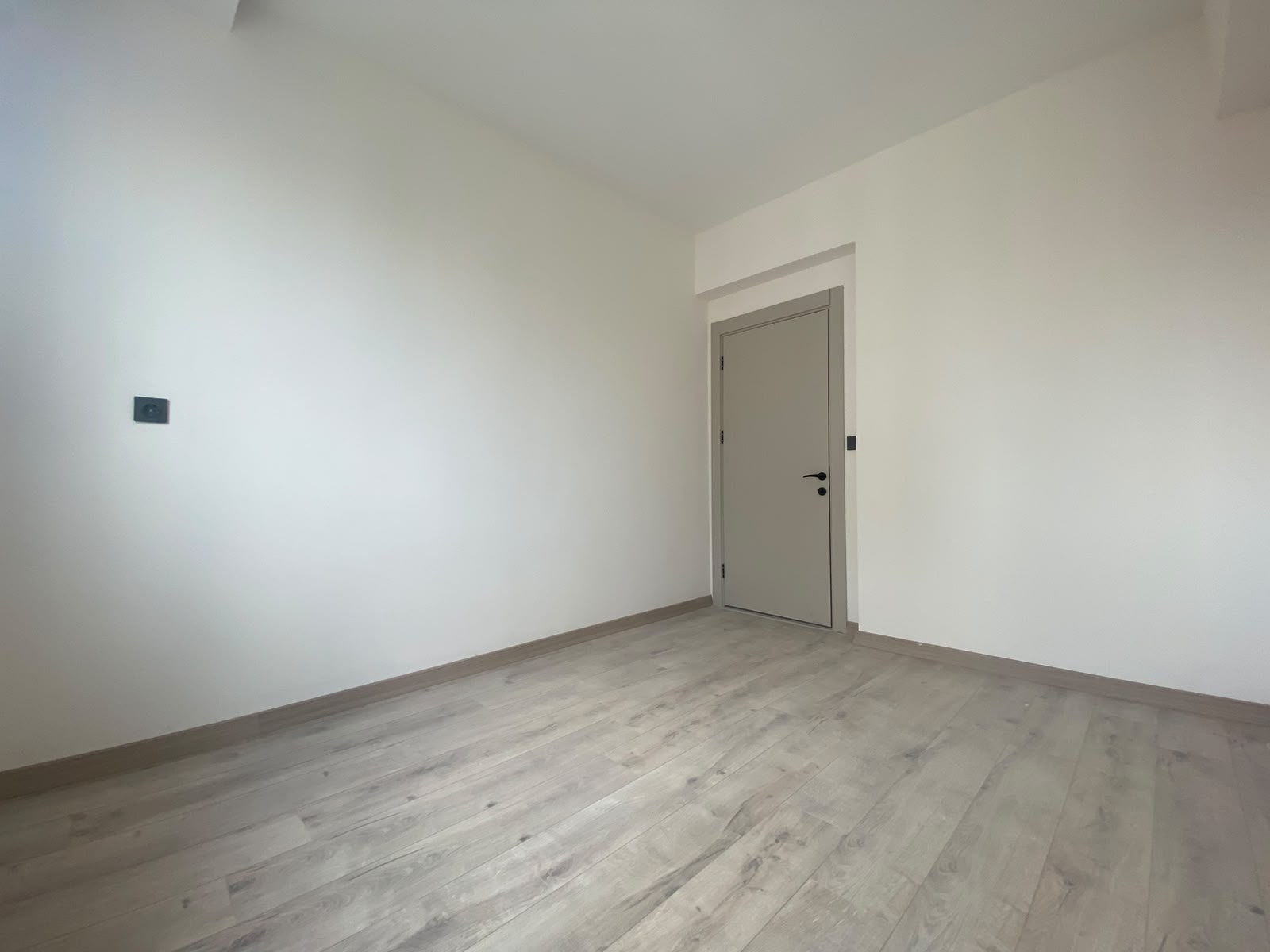 SEYRANİ MAHALLESİ'NDE SATILIK 4+1 SIFIR DAİRE - Resim 9