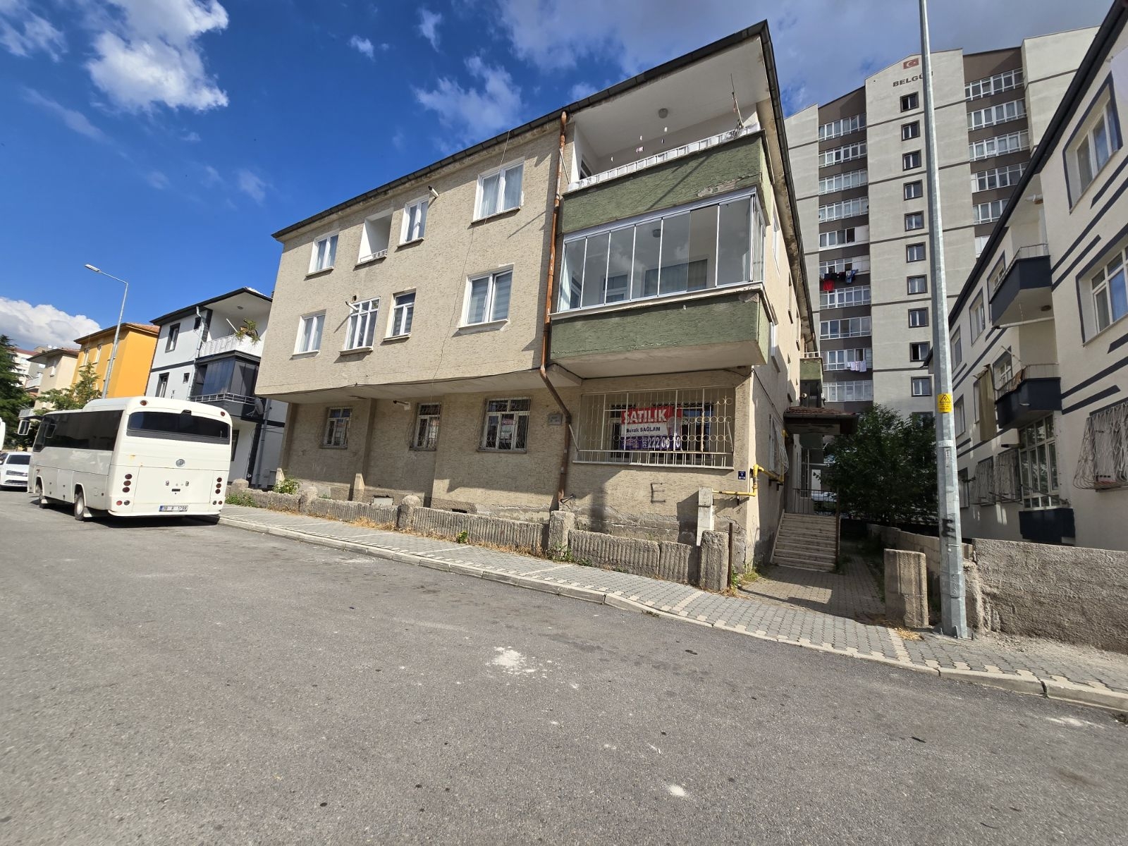 ESENYURT'DA SATILIK 3+1 DAİRE - Resim 13
