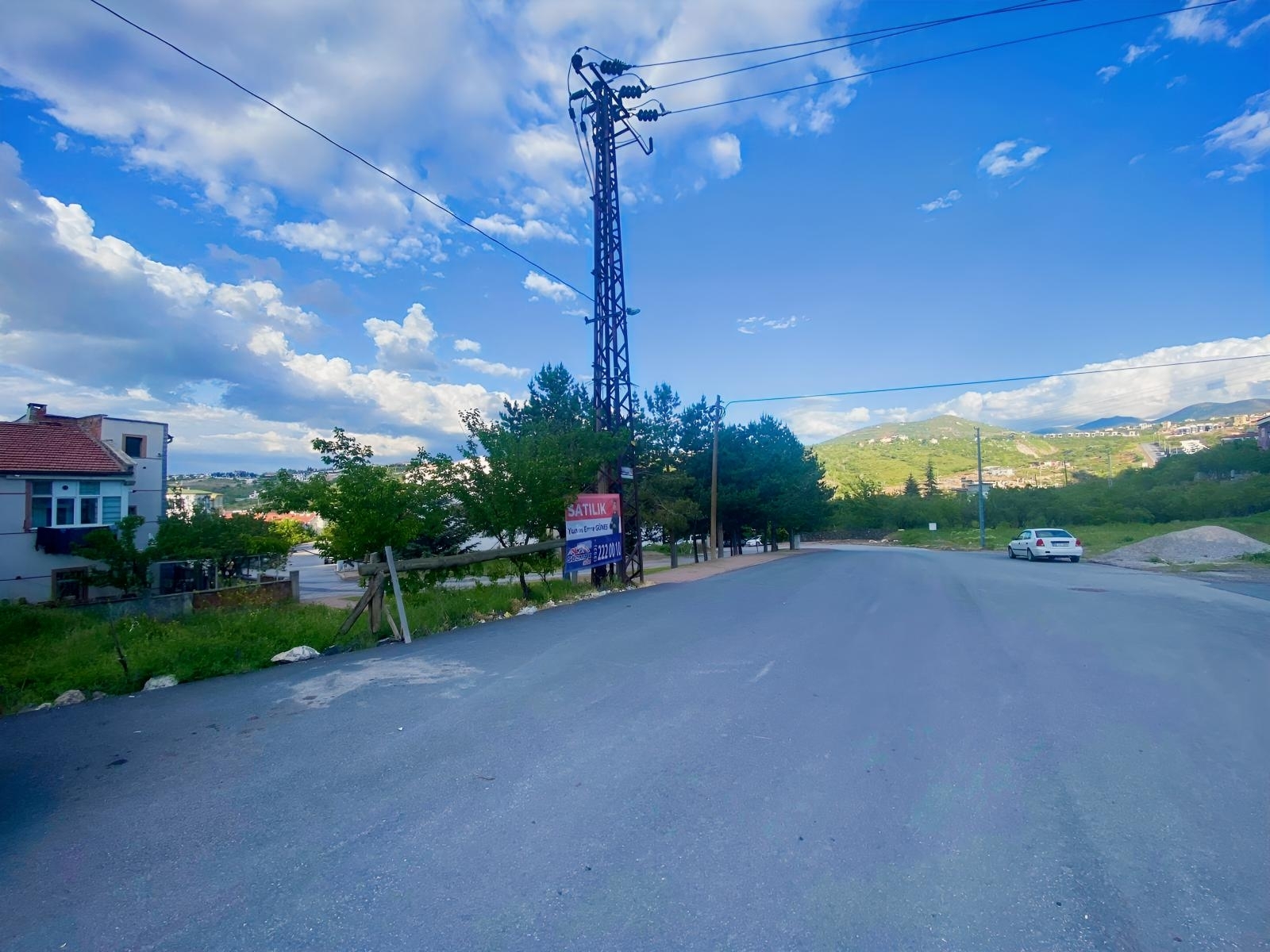 Acil Satılık..! - 247 m2 - Köşe Parsel - Park Cepheli - Önü Açık - Resim 6