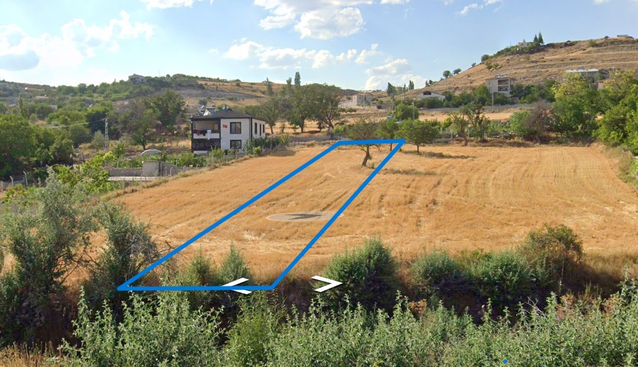 MOLU'DA YOLA CEPHE, İMARA YAKIN TARLA - Resim 2