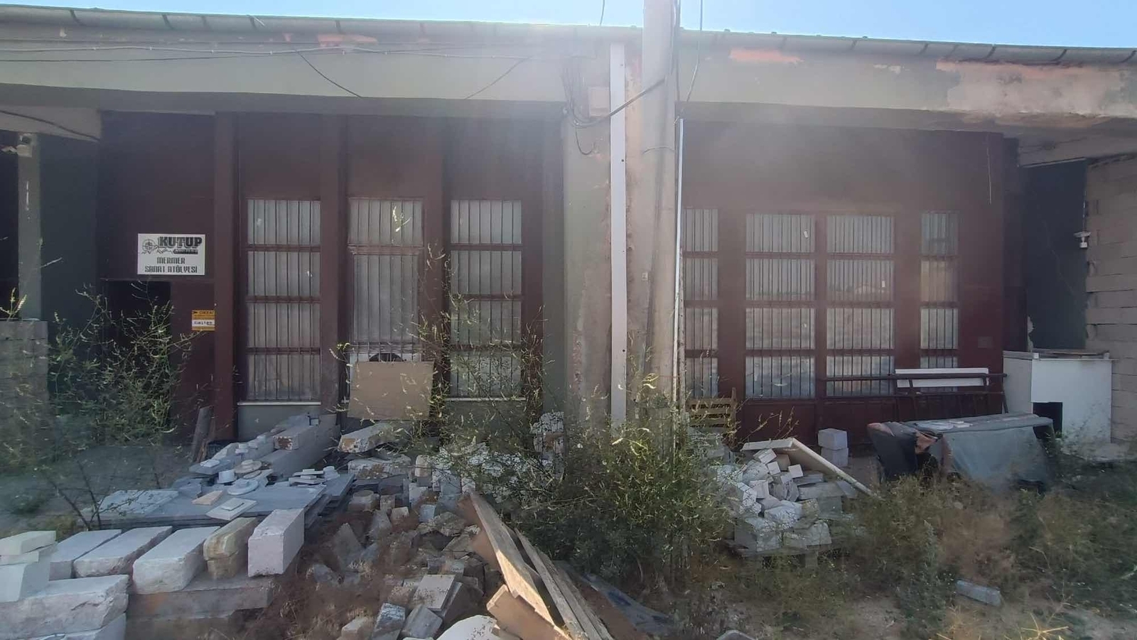 HACIBEKTAŞ SANAYİ SİTESİNDE SATILIK DÜKKAN - Resim 4
