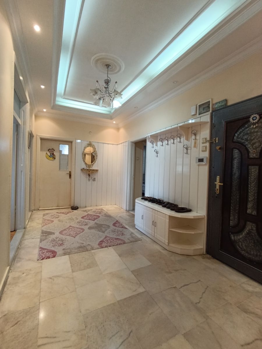 OSMAN ZEKİ YÜCESAN OKULU'NUN KARŞISINDA 180 M2 3+1 SATILIK DAİRE - Resim 9
