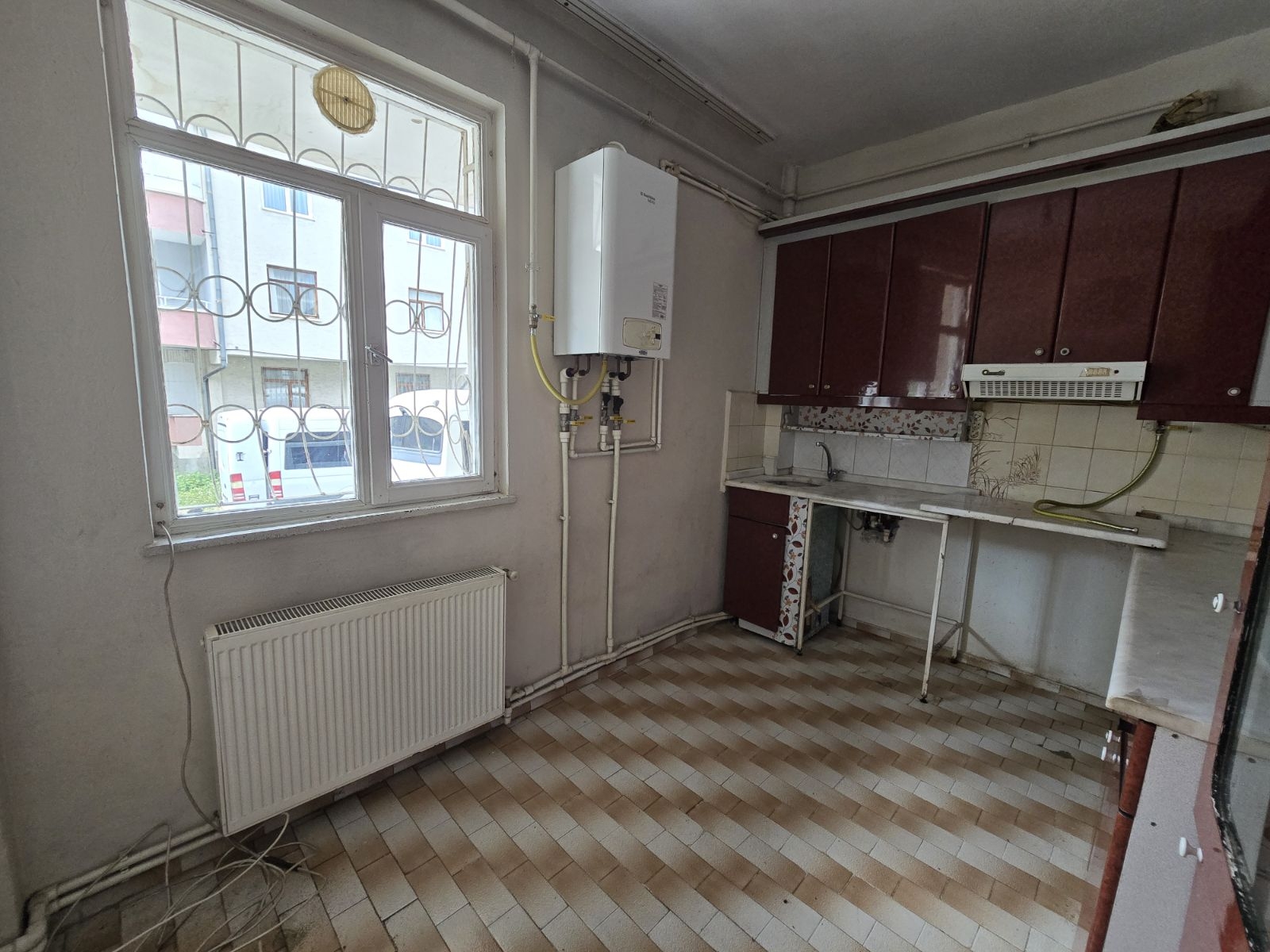ESENYURT'DA SATILIK 3+1 DAİRE - Resim 7