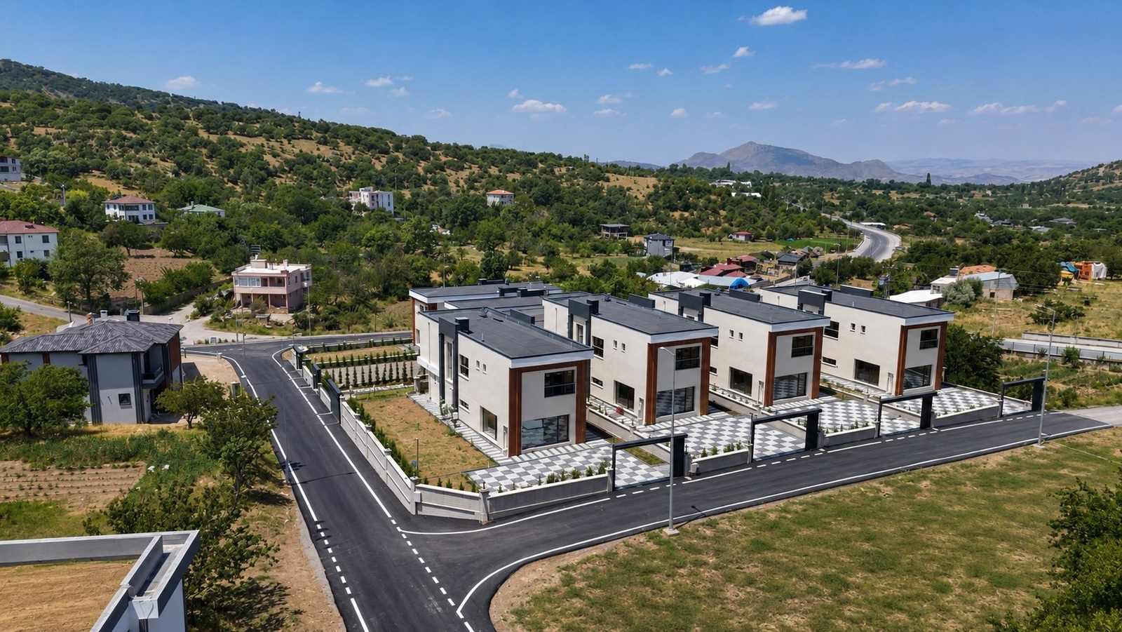 Hisarcıkta Oturuma Hazır, Eşyalı, 4+1 Müstakil Villalar - Resim 8