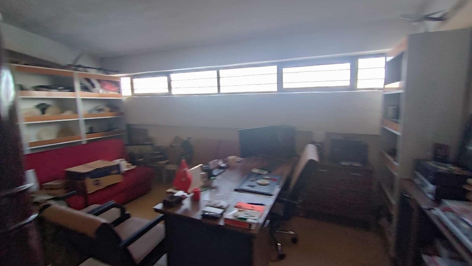 HACIBEKTAŞ SANAYİ SİTESİNDE SATILIK DÜKKAN - Resim 13