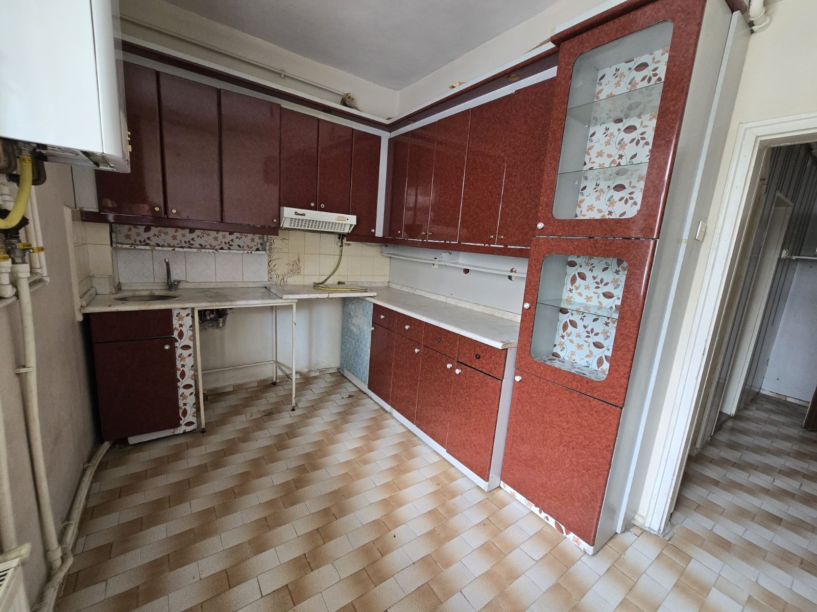 ESENYURT'DA SATILIK 3+1 DAİRE - Resim 3