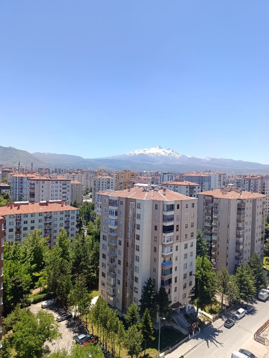 OSMAN ZEKİ YÜCESAN OKULU'NUN KARŞISINDA 180 M2 3+1 SATILIK DAİRE - Resim 35