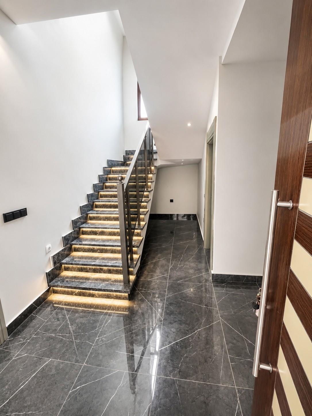 Hisarcıkta Oturuma Hazır, Eşyalı, 4+1 Müstakil Villalar - Resim 4