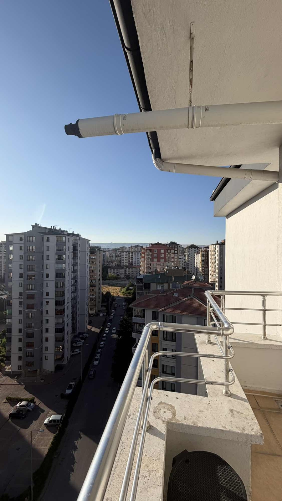 Köşk Mahallesi'nde geniş içli yapılı kombili daire - Resim 2