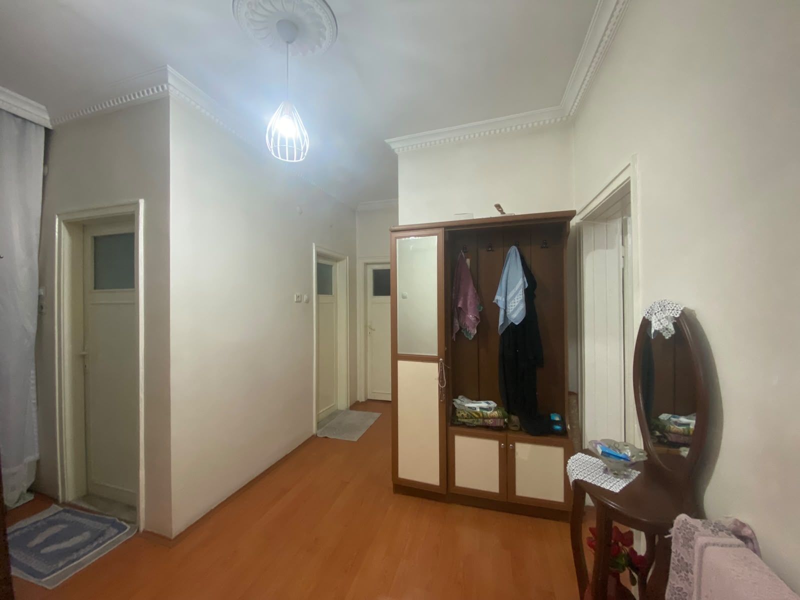 MEVLANA MAHALLESİ'NDE 2+1 SATILIK KOMBİLİ DAİRE