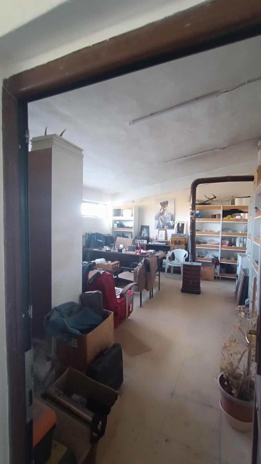 HACIBEKTAŞ SANAYİ SİTESİNDE SATILIK DÜKKAN - Resim 5