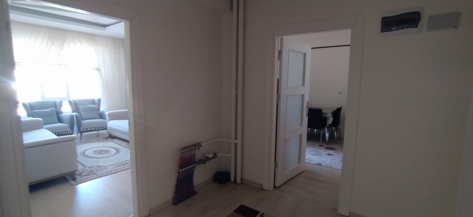 ALTINOLUK'TA ŞEHZADE KONUTLARINDA MANZARALI TEMİZ DAİRE - Resim 20