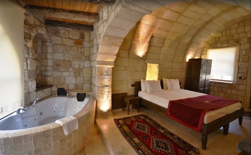 ÜRGÜP'ÜN KALBİNDE EMSALLERİNİN ÜZERİNDE KATMA DEĞERLİ CAVE OTEL - Resim 2