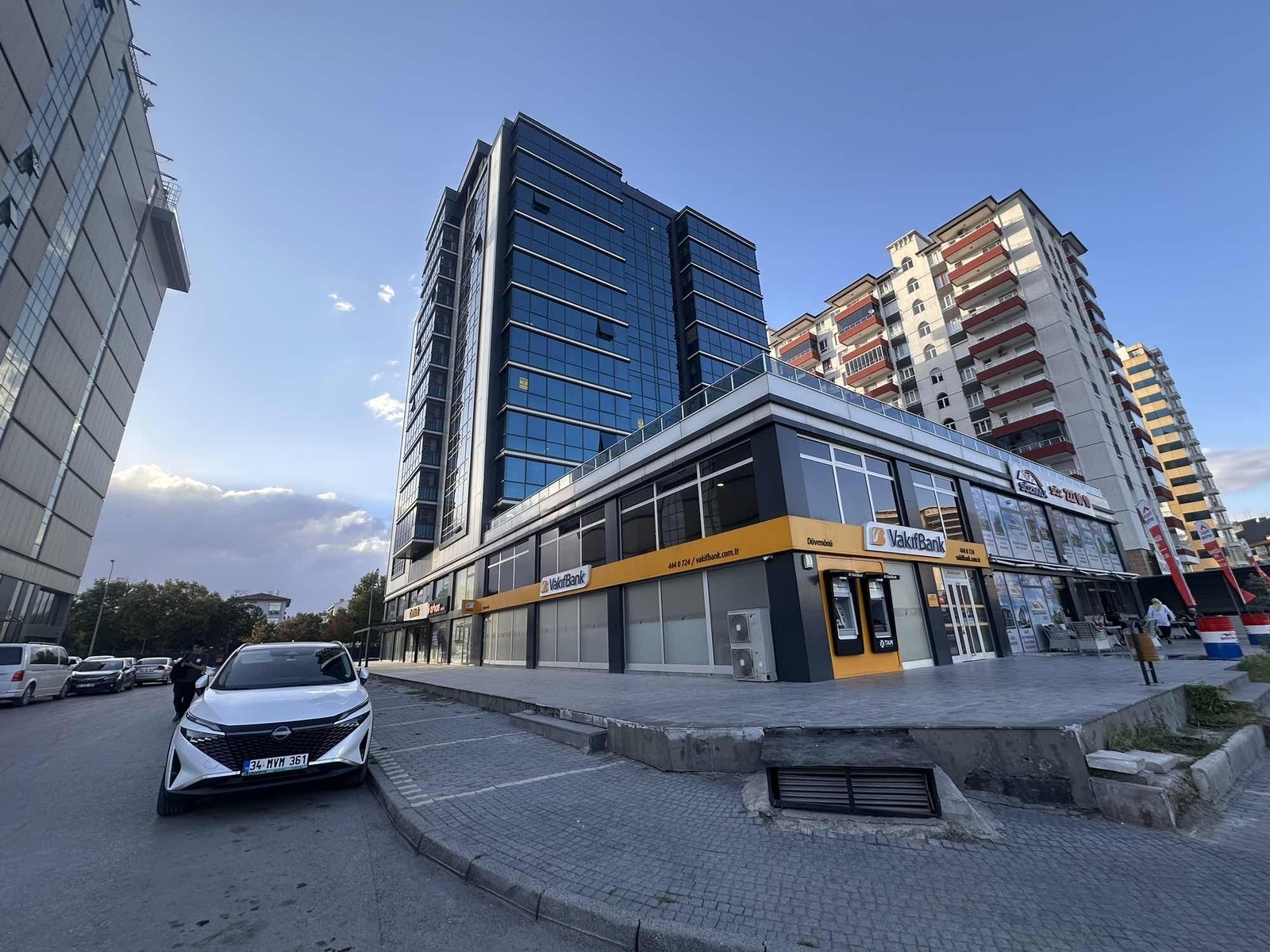 SÖZMAX SÖZ'DEN DÜVENÖNÜ DONAT PLAZADA KİRALIK DÜKKAN - Resim 7