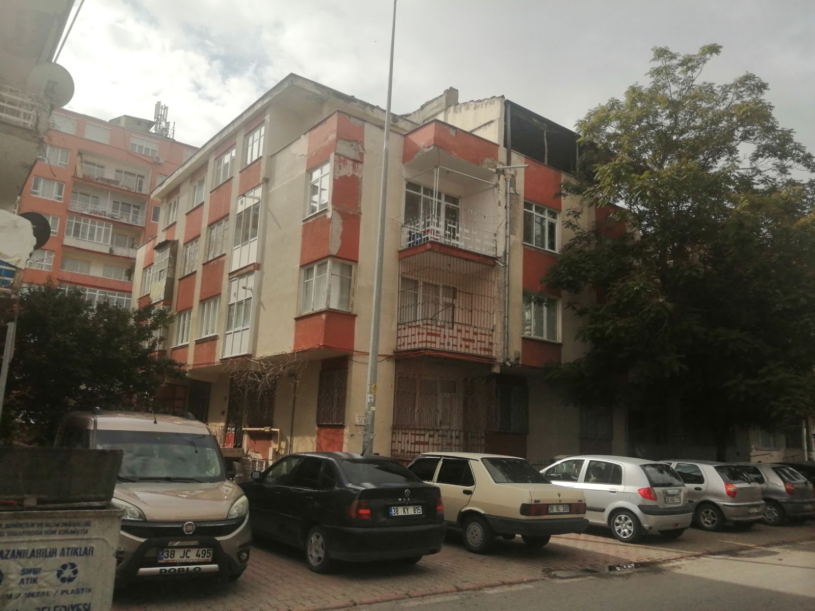 FEVZİ ÇAKMAK MH'DE ŞEHİR MERKEZİNE YAKIN 150 M2 SATILIK DAİRE - Resim 8