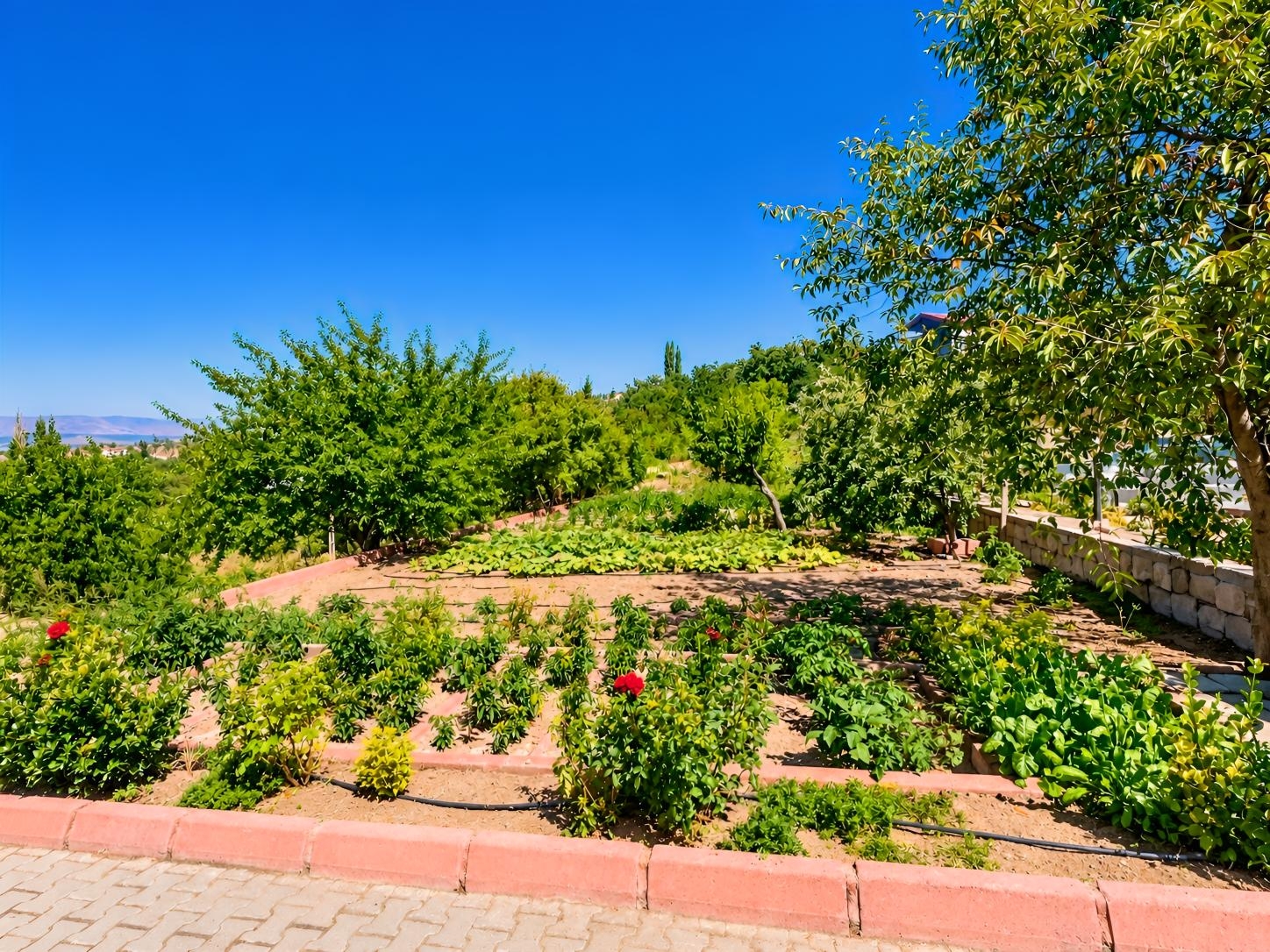Hacılar Yediağaçta 1.973 m² Arsa İçinde Eşyalı 3,5+1 Villa - Resim 11