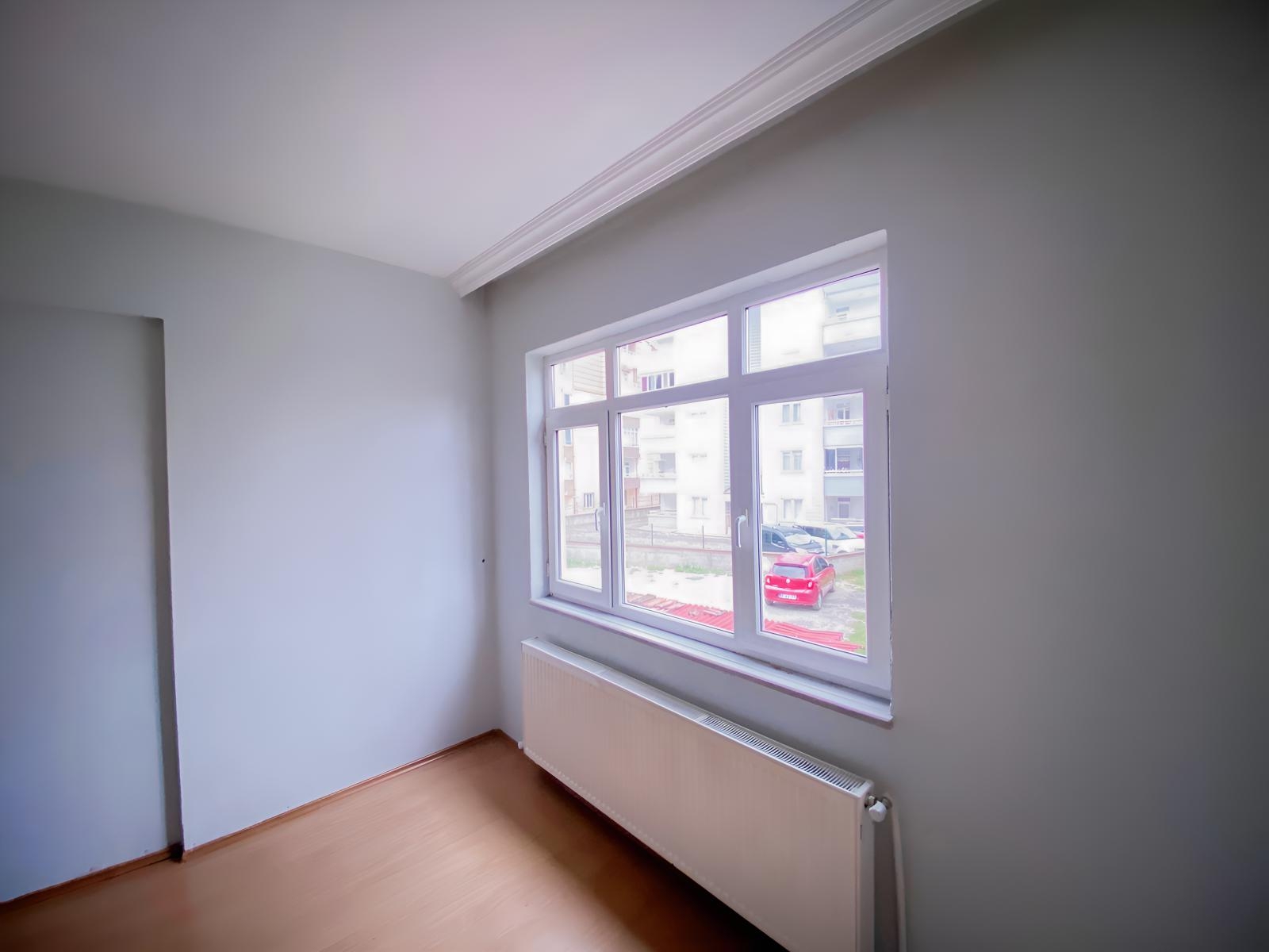 Karşıyaka'da Harika Konumlu Kiralık 3+1 Daire - Resim 13