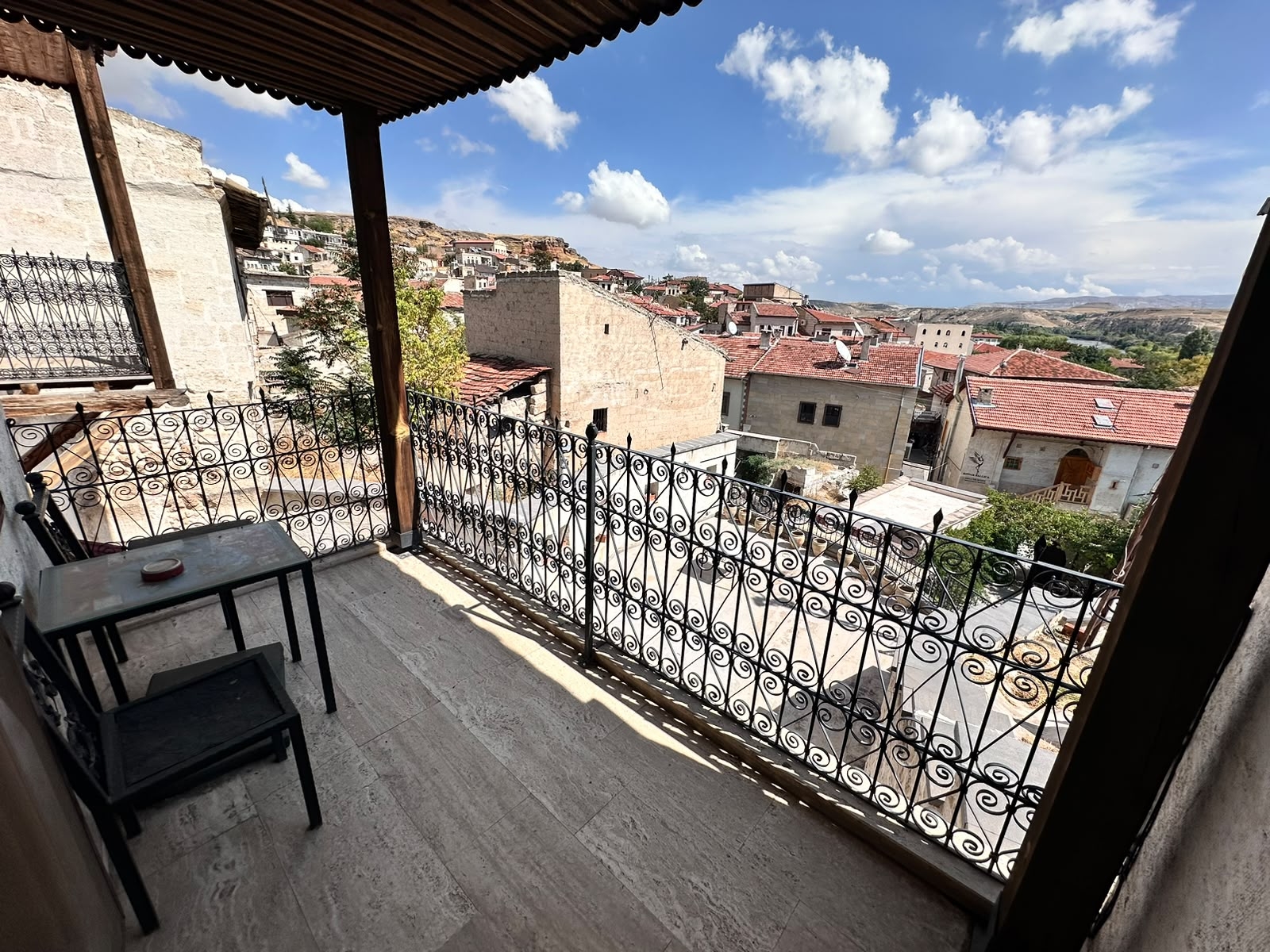 AVANOSUN TARİHİ DOKUSUNDA BUTİK OTEL FIRSATI - Resim 2
