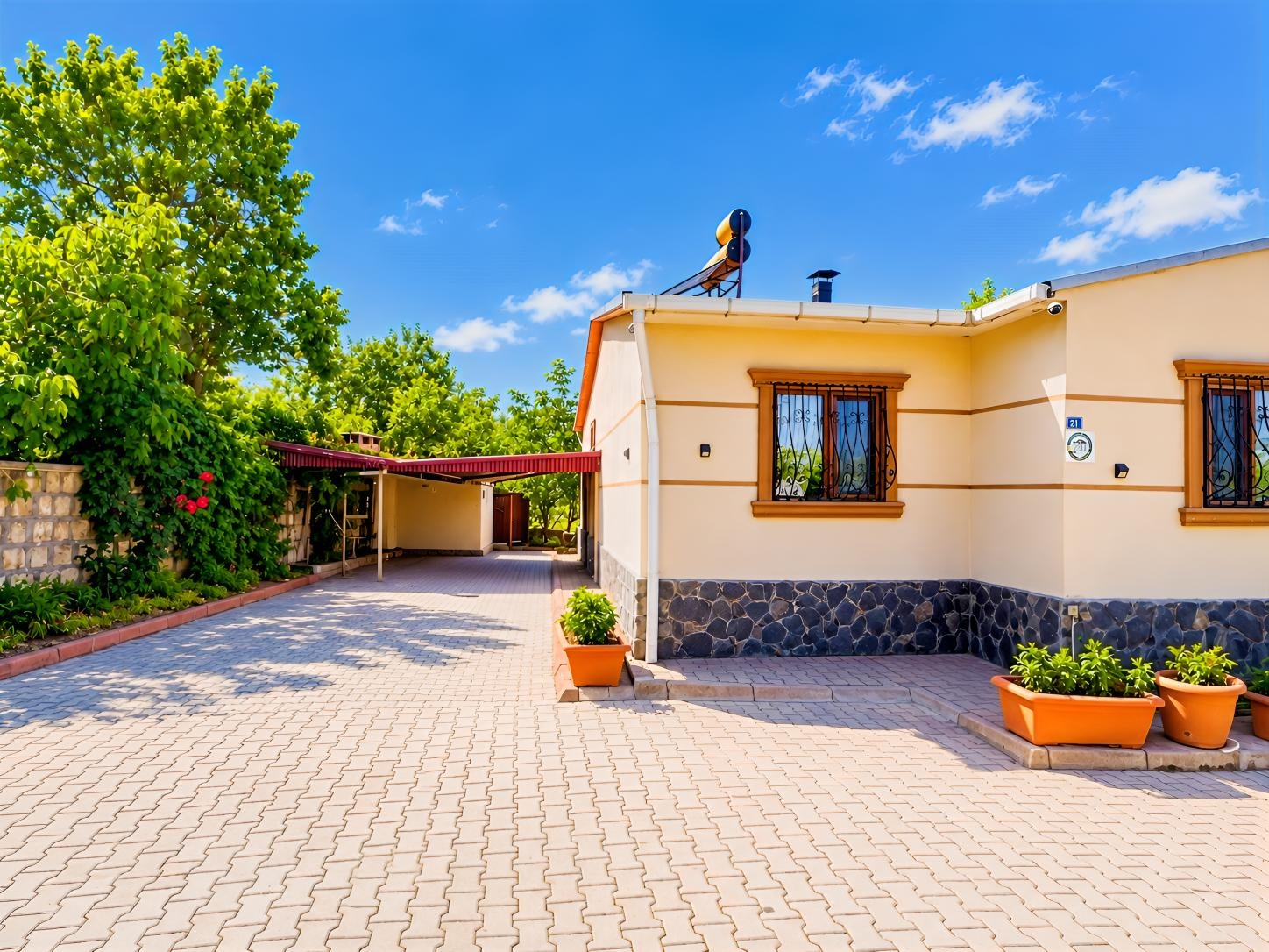 Hacılar Yediağaçta 1.973 m² Arsa İçinde Eşyalı 3,5+1 Villa - Resim 5